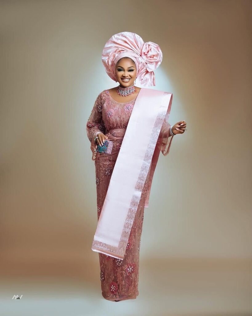 ins30002581759 337aea8e51fa4268b5f5d929aa68aaca2672349214242937955