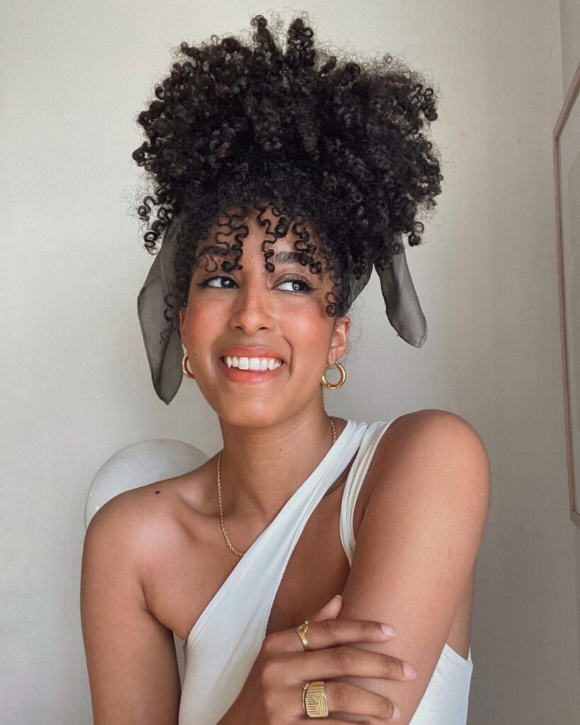 Pineapple Updo Hairstyles